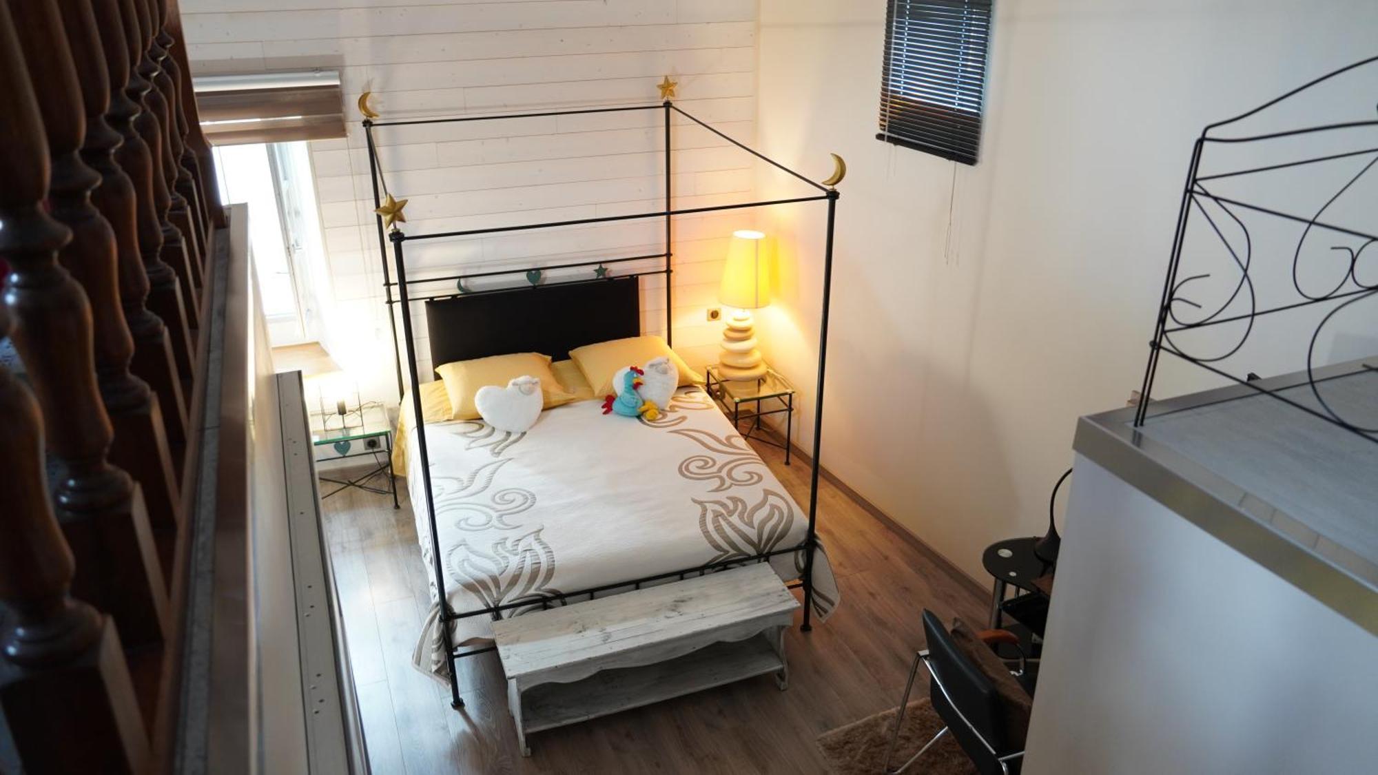 Au Coq Bleu Hotel Mareugheol Ngoại thất bức ảnh